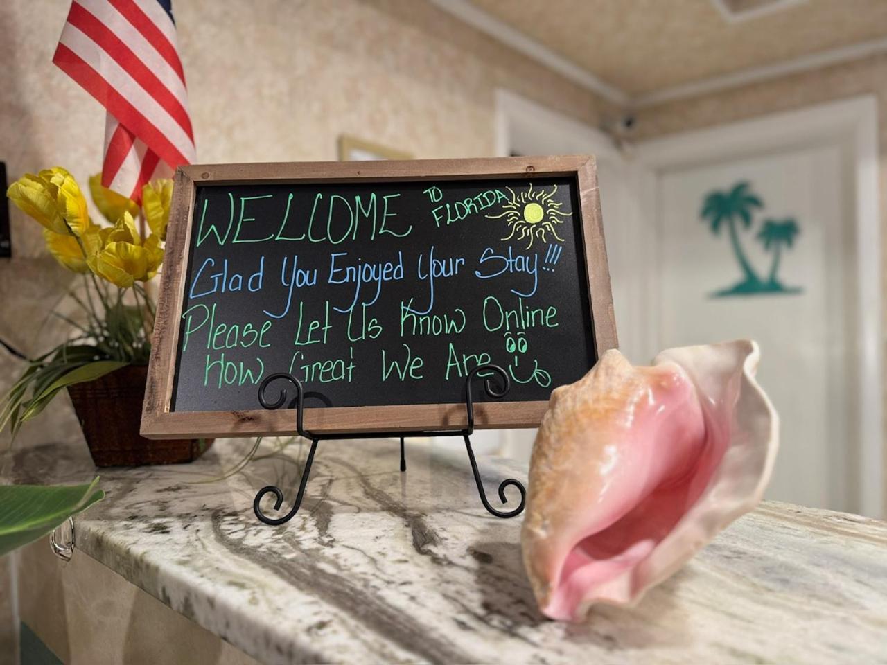 Hole Inn The Wall Hotel - Fort Walton Beach - Sunset Plaza - Nearby Beaches & Hurlburt Eksteriør bilde